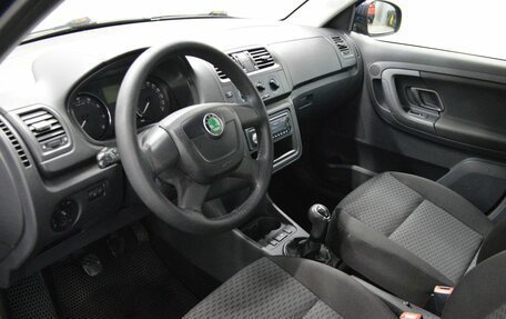 Skoda Fabia II, 2012 год, 400 000 рублей, 10 фотография