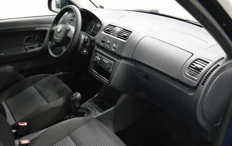 Skoda Fabia II, 2012 год, 400 000 рублей, 12 фотография