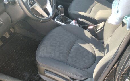 Hyundai Solaris II рестайлинг, 2011 год, 650 000 рублей, 11 фотография