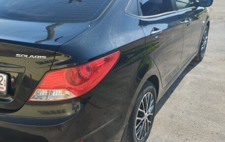 Hyundai Solaris II рестайлинг, 2011 год, 650 000 рублей, 9 фотография