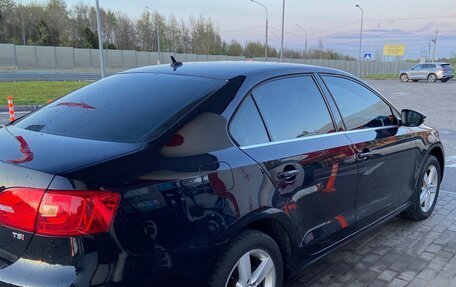 Volkswagen Jetta VI, 2013 год, 1 100 000 рублей, 4 фотография
