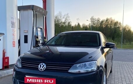 Volkswagen Jetta VI, 2013 год, 1 100 000 рублей, 6 фотография