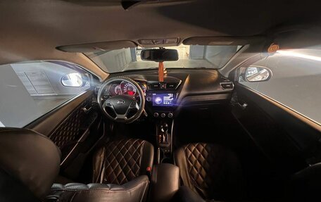 KIA Rio III рестайлинг, 2015 год, 1 000 000 рублей, 9 фотография