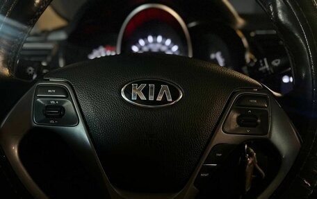 KIA Rio III рестайлинг, 2015 год, 1 000 000 рублей, 11 фотография