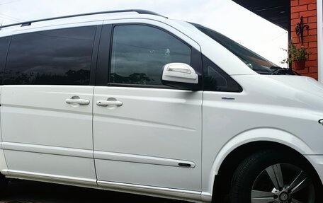 Mercedes-Benz Viano, 2013 год, 2 500 000 рублей, 3 фотография