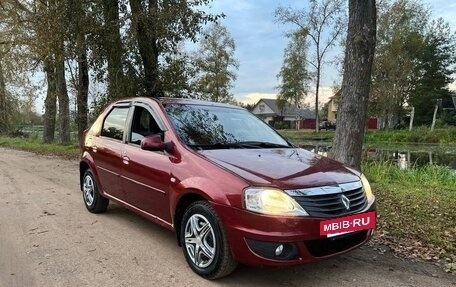 Renault Logan I, 2012 год, 410 000 рублей, 2 фотография