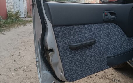 Suzuki Swift II, 2003 год, 265 000 рублей, 13 фотография