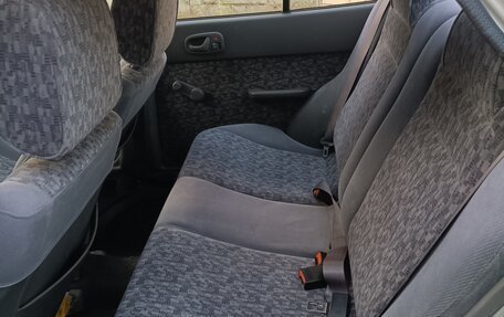 Suzuki Swift II, 2003 год, 265 000 рублей, 17 фотография