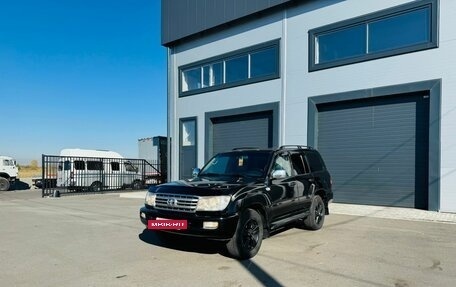Toyota Land Cruiser 100 рестайлинг 2, 2006 год, 2 629 000 рублей, 2 фотография
