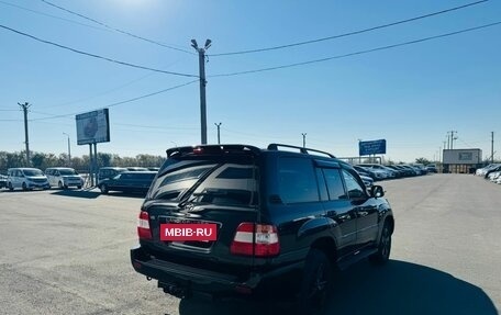 Toyota Land Cruiser 100 рестайлинг 2, 2006 год, 2 629 000 рублей, 6 фотография