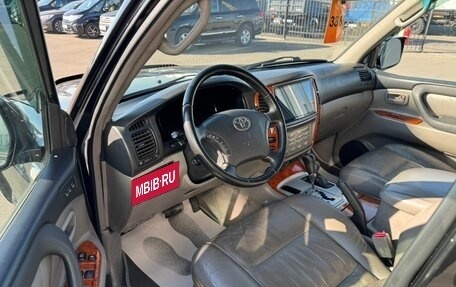 Toyota Land Cruiser 100 рестайлинг 2, 2006 год, 2 629 000 рублей, 10 фотография