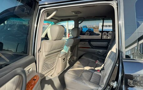 Toyota Land Cruiser 100 рестайлинг 2, 2006 год, 2 629 000 рублей, 19 фотография