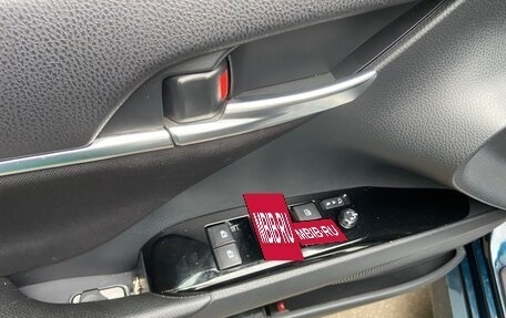 Toyota Camry, 2019 год, 2 300 000 рублей, 11 фотография