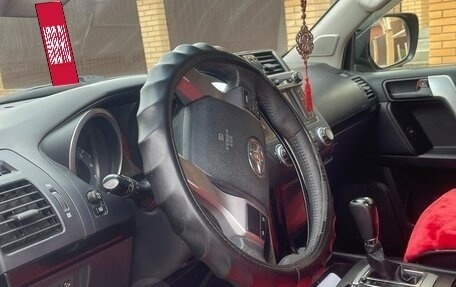 Toyota Land Cruiser Prado 150 рестайлинг 2, 2015 год, 3 500 000 рублей, 2 фотография