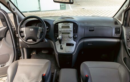 Hyundai Grand Starex Grand Starex I рестайлинг 2, 2011 год, 1 495 000 рублей, 15 фотография