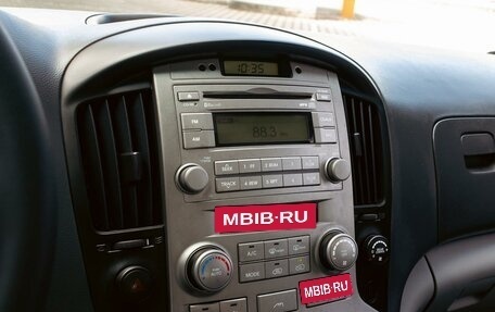 Hyundai Grand Starex Grand Starex I рестайлинг 2, 2011 год, 1 495 000 рублей, 14 фотография