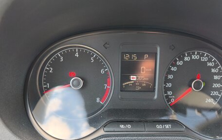 Volkswagen Polo VI (EU Market), 2018 год, 1 250 000 рублей, 26 фотография