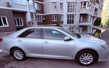 Toyota Camry, 2011 год, 1 600 000 рублей, 2 фотография