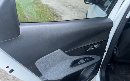 Peugeot 3008 II, 2020 год, 850 000 рублей, 29 фотография