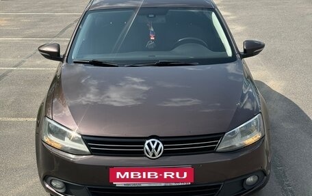 Volkswagen Jetta VI, 2014 год, 950 000 рублей, 4 фотография