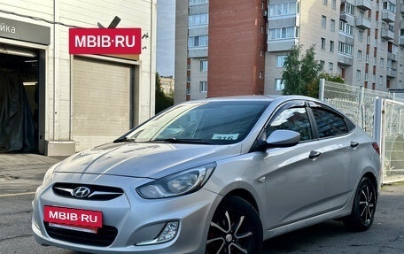 Hyundai Solaris II рестайлинг, 2014 год, 679 000 рублей, 3 фотография