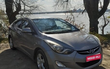 Hyundai Elantra V, 2012 год, 980 000 рублей, 3 фотография