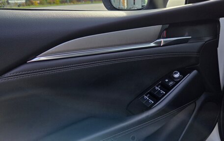 Mazda 6, 2020 год, 2 500 000 рублей, 13 фотография