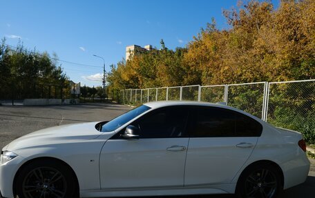 BMW 3 серия, 2018 год, 2 350 000 рублей, 3 фотография