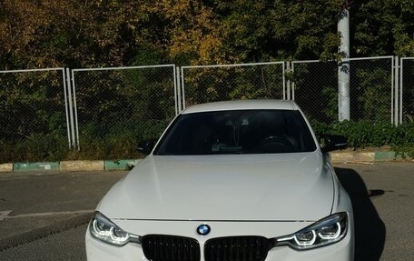 BMW 3 серия, 2018 год, 2 350 000 рублей, 2 фотография