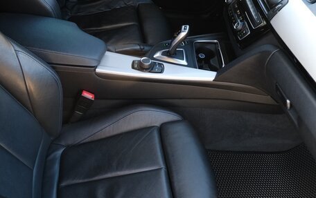 BMW 3 серия, 2018 год, 2 350 000 рублей, 16 фотография