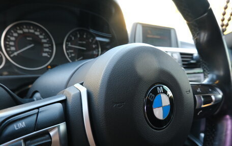 BMW 3 серия, 2018 год, 2 350 000 рублей, 11 фотография