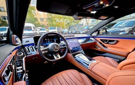 Mercedes-Benz S-Класс AMG, 2024 год, 26 000 000 рублей, 15 фотография