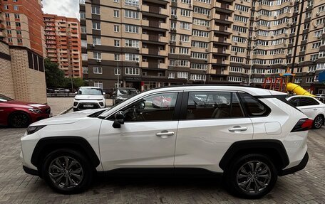 Toyota RAV4, 2025 год, 3 920 000 рублей, 4 фотография