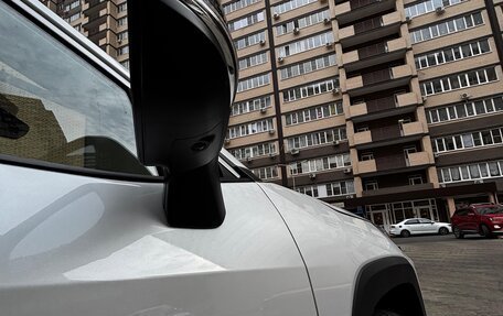 Toyota RAV4, 2025 год, 3 920 000 рублей, 13 фотография