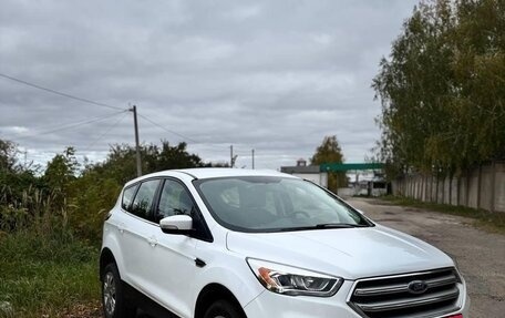 Ford Kuga III, 2016 год, 1 550 000 рублей, 1 фотография