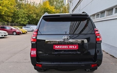 Toyota Land Cruiser Prado 150 рестайлинг 2, 2021 год, 7 300 000 рублей, 6 фотография