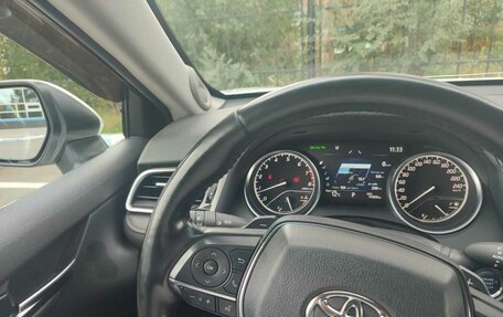 Toyota Camry, 2021 год, 3 160 000 рублей, 15 фотография