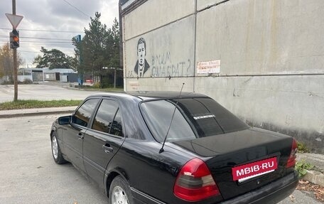 Mercedes-Benz C-Класс, 1996 год, 220 000 рублей, 3 фотография
