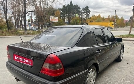 Mercedes-Benz C-Класс, 1996 год, 220 000 рублей, 4 фотография