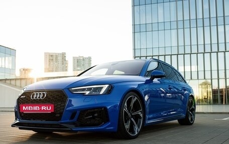 Audi RS 4, 2019 год, 5 580 000 рублей, 2 фотография