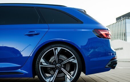 Audi RS 4, 2019 год, 5 580 000 рублей, 14 фотография