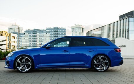 Audi RS 4, 2019 год, 5 580 000 рублей, 16 фотография