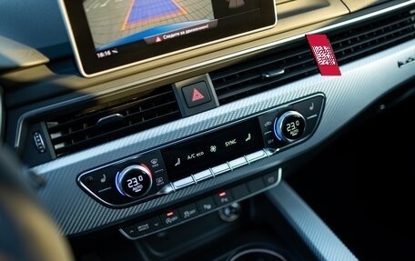 Audi RS 4, 2019 год, 5 580 000 рублей, 25 фотография