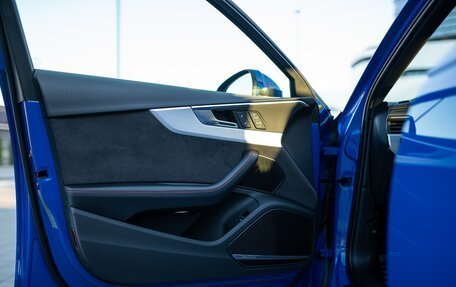 Audi RS 4, 2019 год, 5 580 000 рублей, 29 фотография