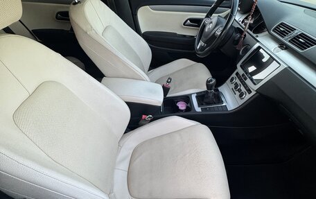 Volkswagen Passat CC I рестайлинг, 2013 год, 1 600 000 рублей, 10 фотография