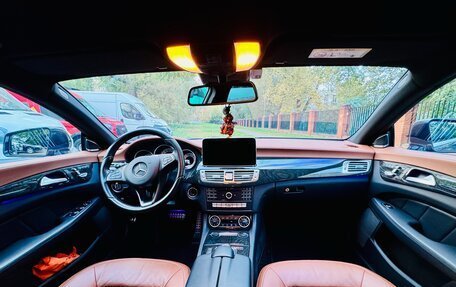 Mercedes-Benz CLS, 2015 год, 3 200 000 рублей, 8 фотография
