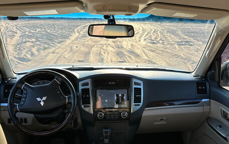 Mitsubishi Pajero IV, 2019 год, 3 550 000 рублей, 7 фотография