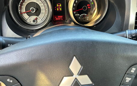 Mitsubishi Pajero IV, 2019 год, 3 550 000 рублей, 19 фотография