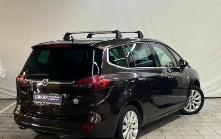 Opel Zafira C рестайлинг, 2013 год, 1 090 000 рублей, 4 фотография