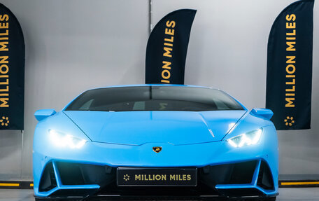 Lamborghini Huracán, 2022 год, 26 990 000 рублей, 3 фотография